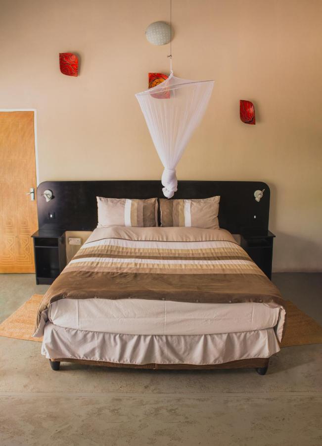 Thakadu Bush Camp Villa Ghanzi Ngoại thất bức ảnh