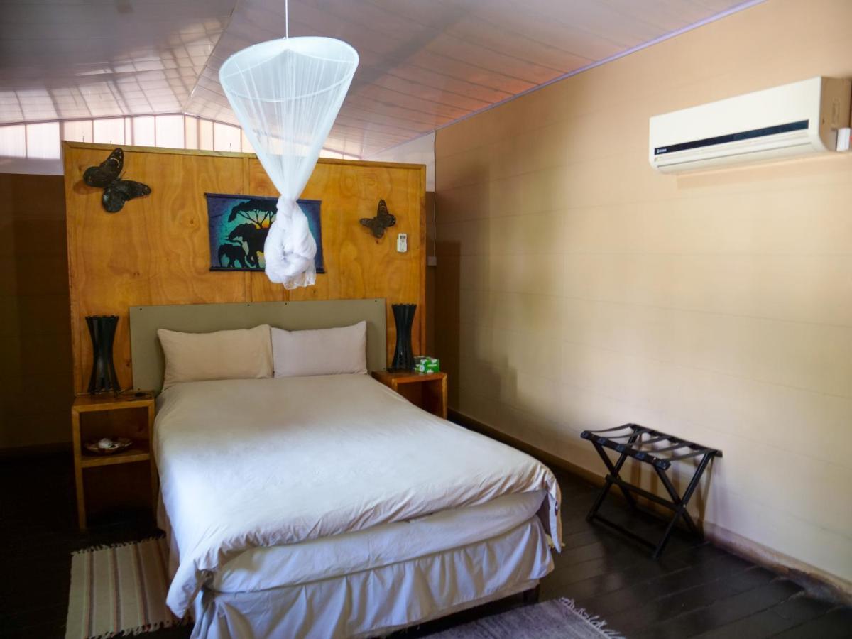Thakadu Bush Camp Villa Ghanzi Ngoại thất bức ảnh